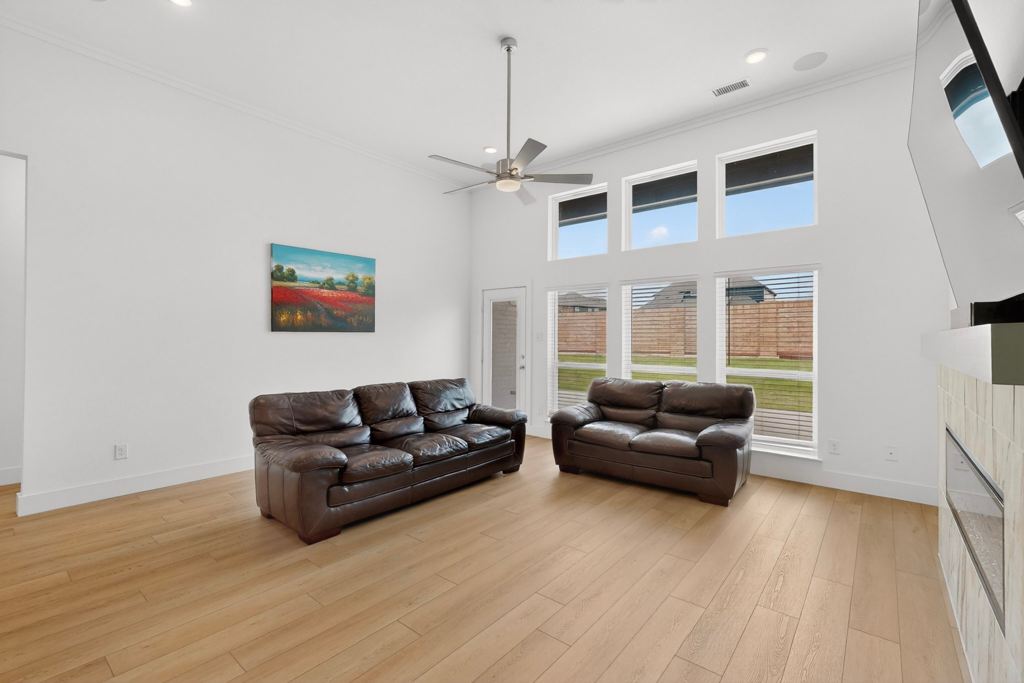 1814 Briarwood W Midlothian TX 76065