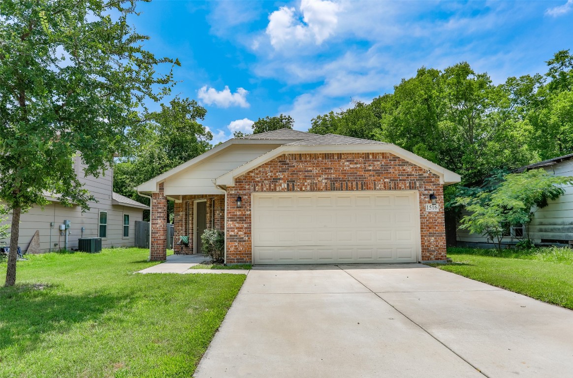 1516 E Broadway Street Gainesville TX 76240