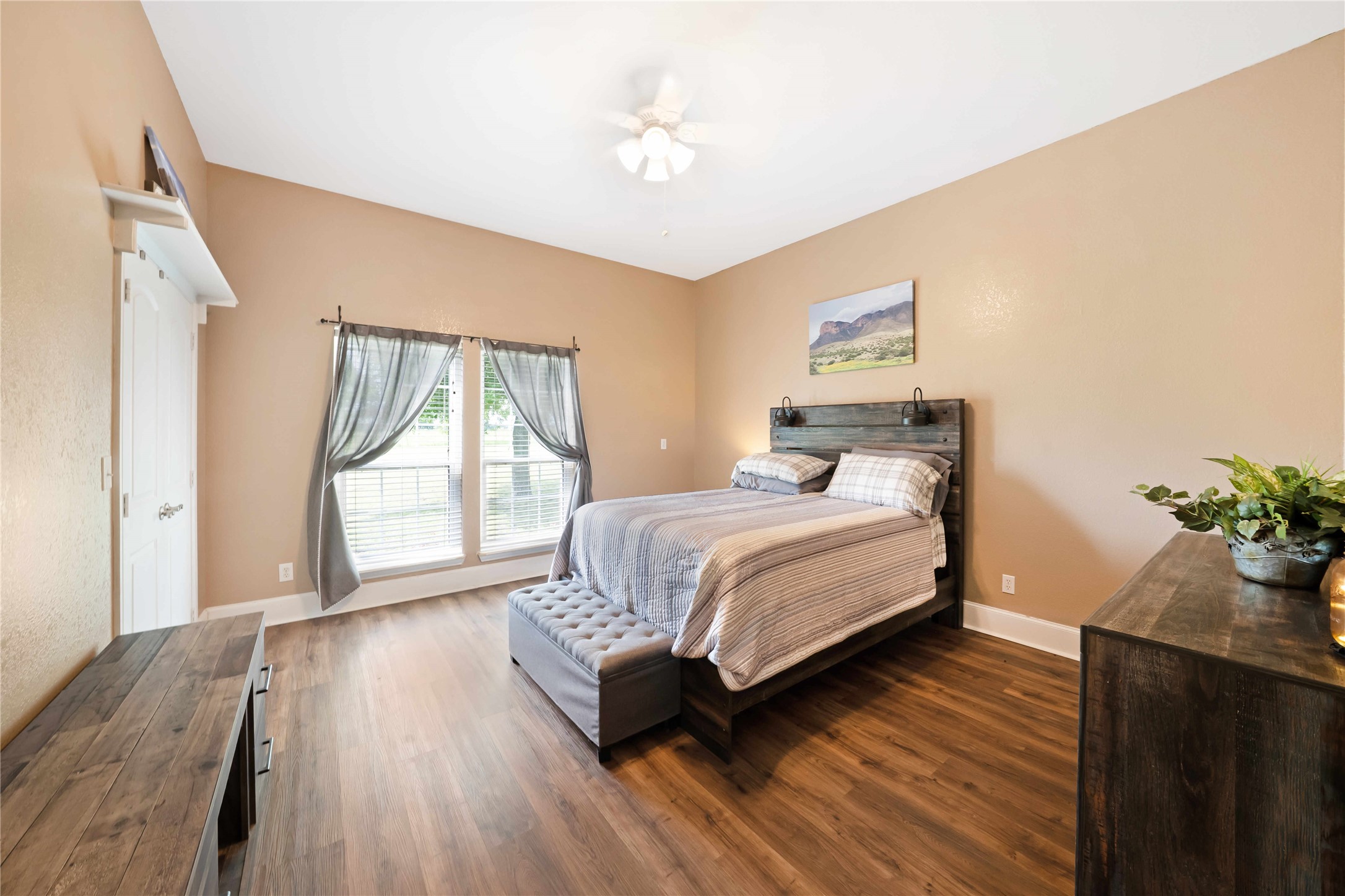 250 County Road 1006 Wolfe City TX 75496