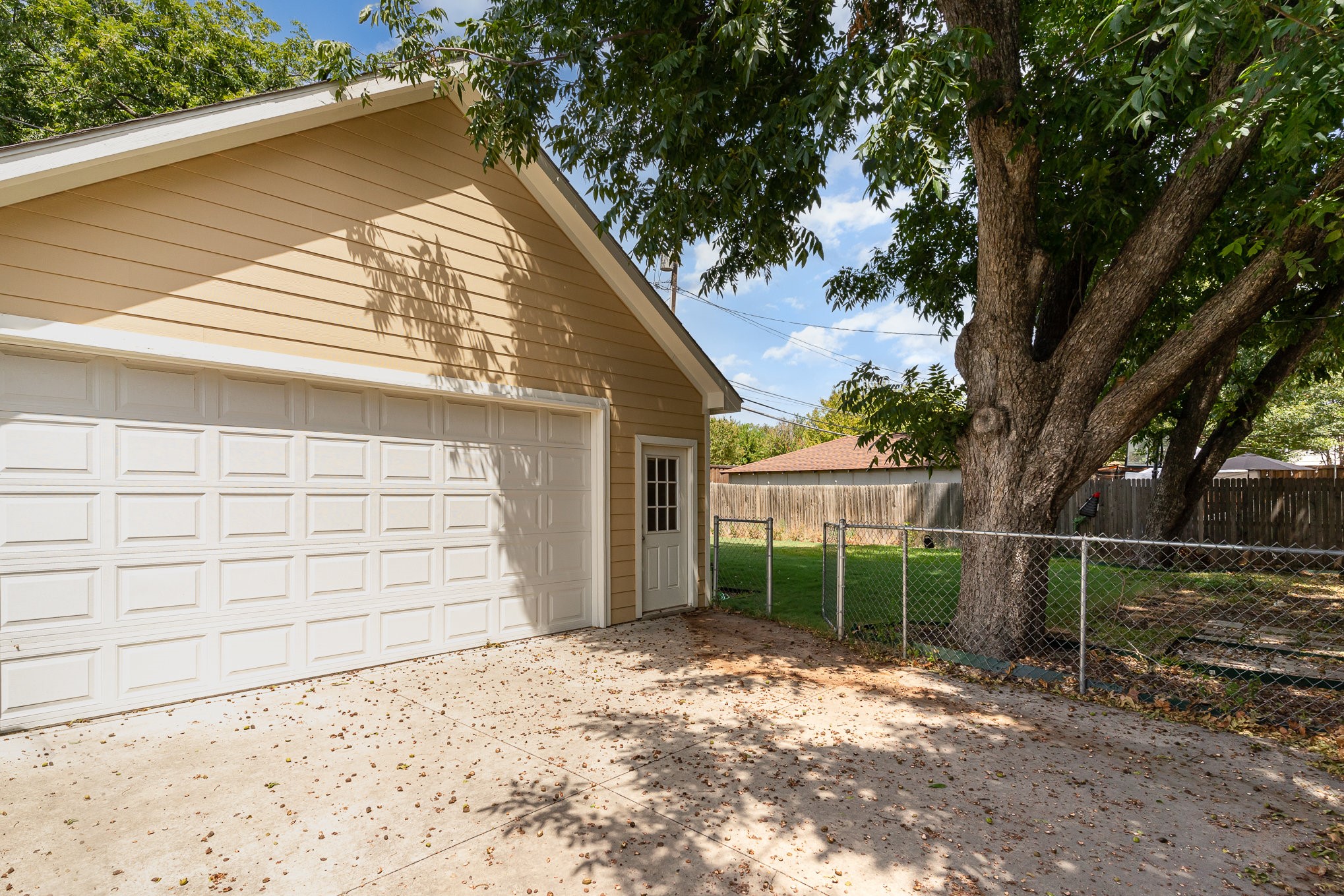 3709 Van Ness Lane Dallas TX 75220