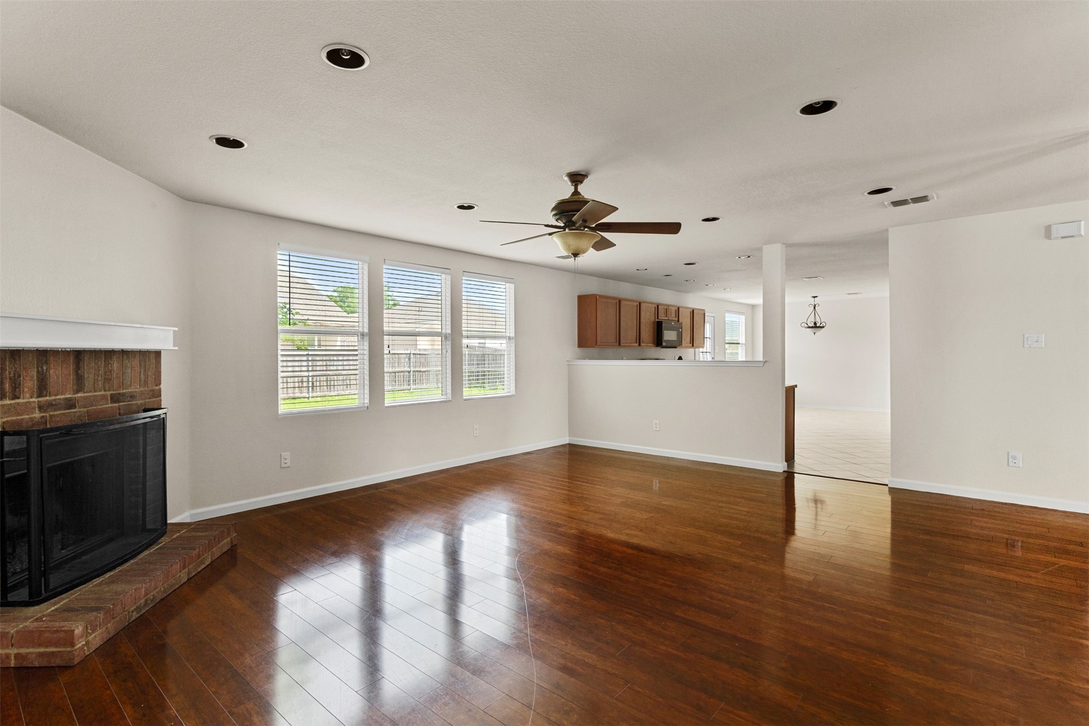 1416 Erin Drive Burleson TX 76028