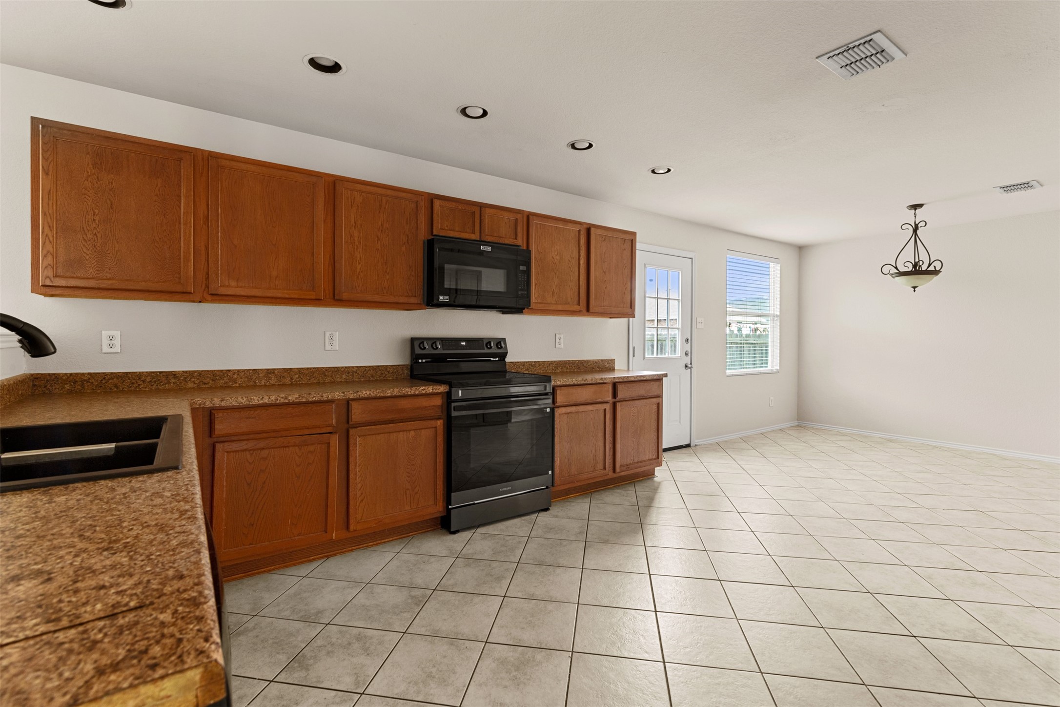 1416 Erin Drive Burleson TX 76028