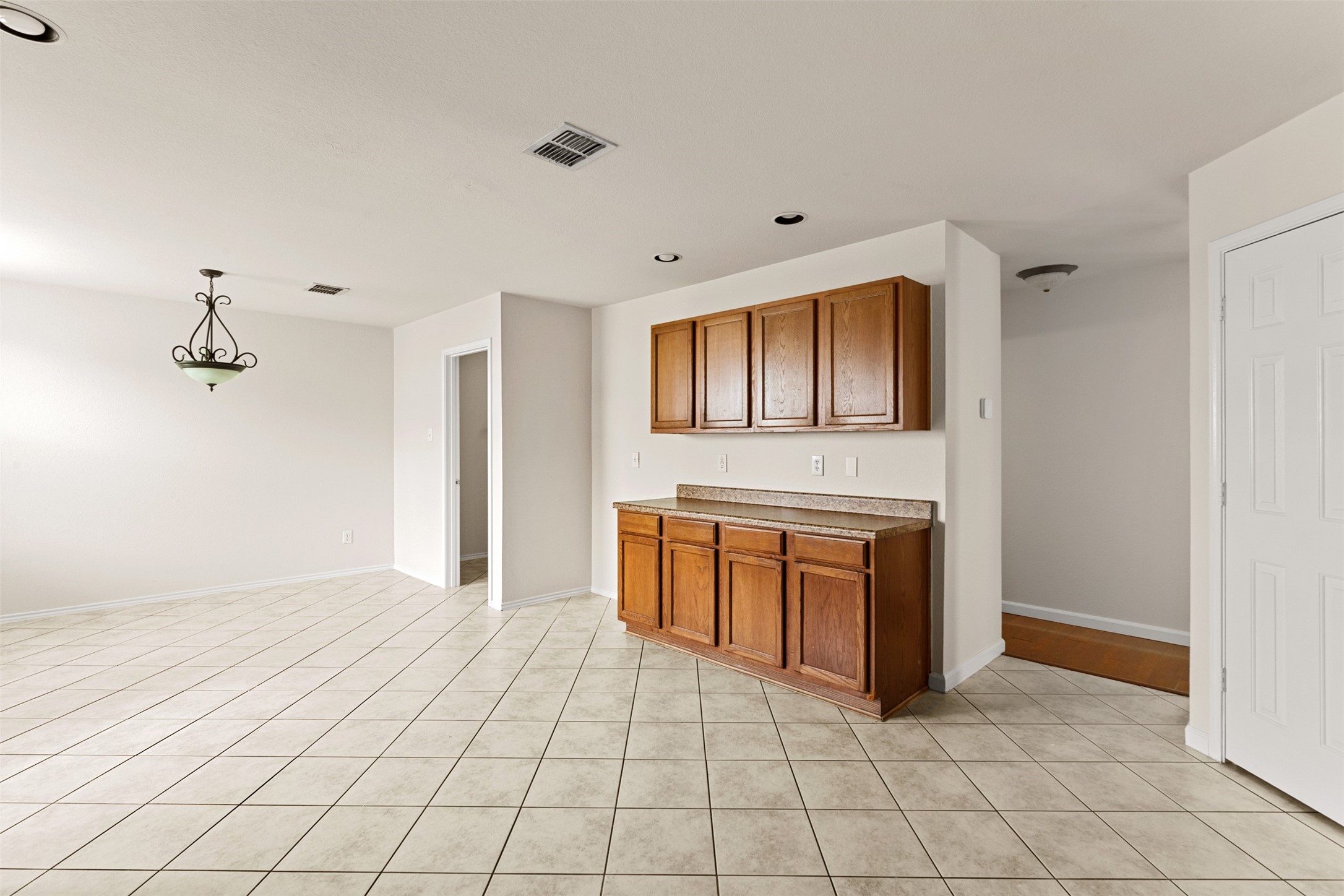 1416 Erin Drive Burleson TX 76028