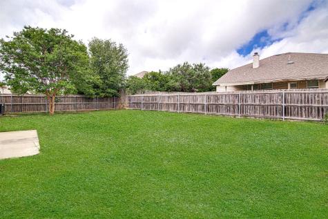 1416 Erin Drive Burleson TX 76028