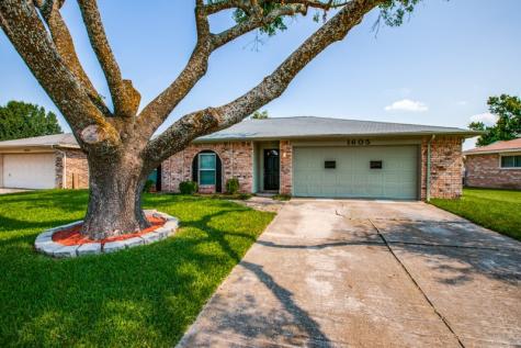 1605 Chapman Drive Mesquite TX 75149