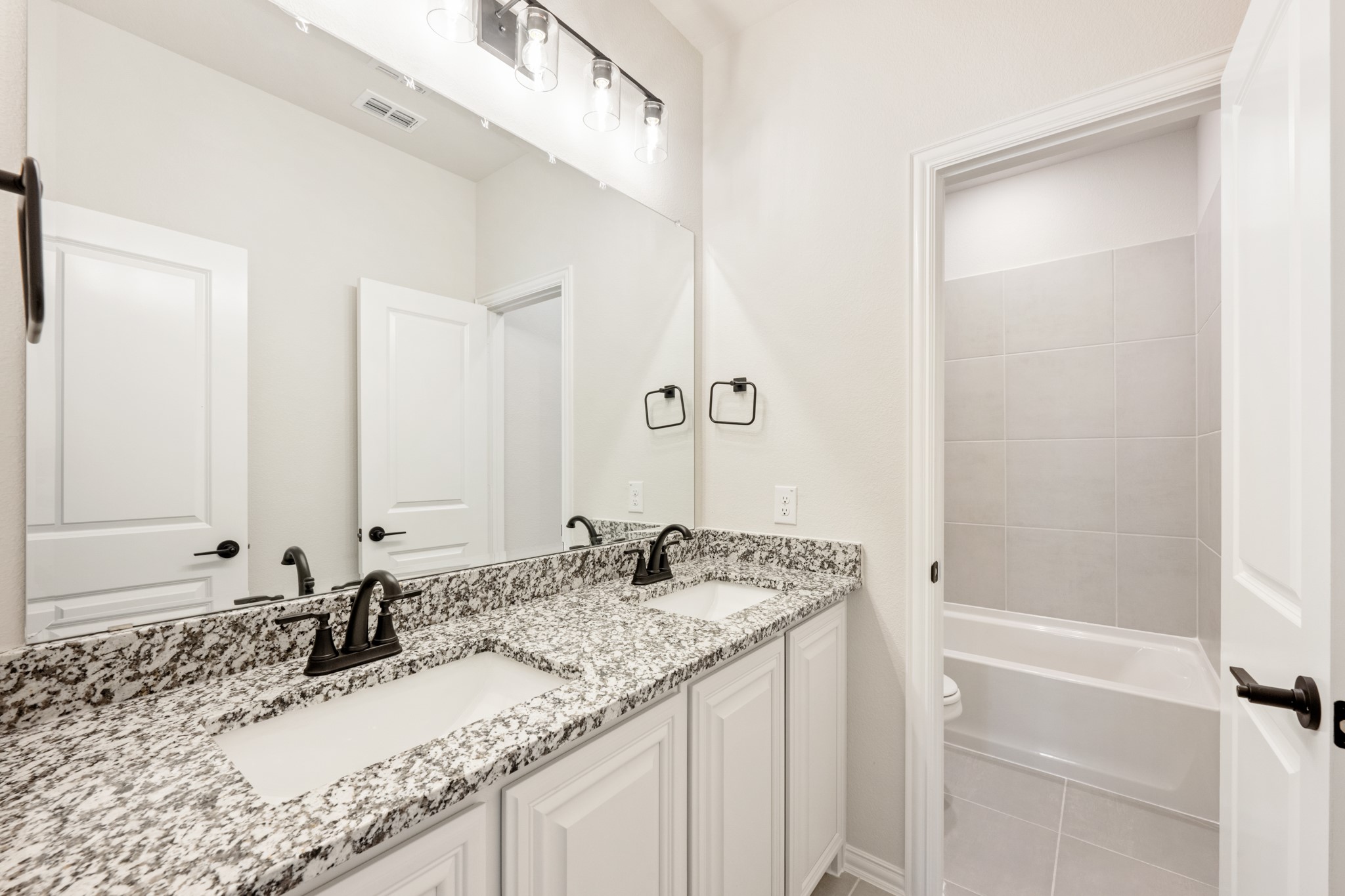 2107 Redding Drive Mansfield TX 76084