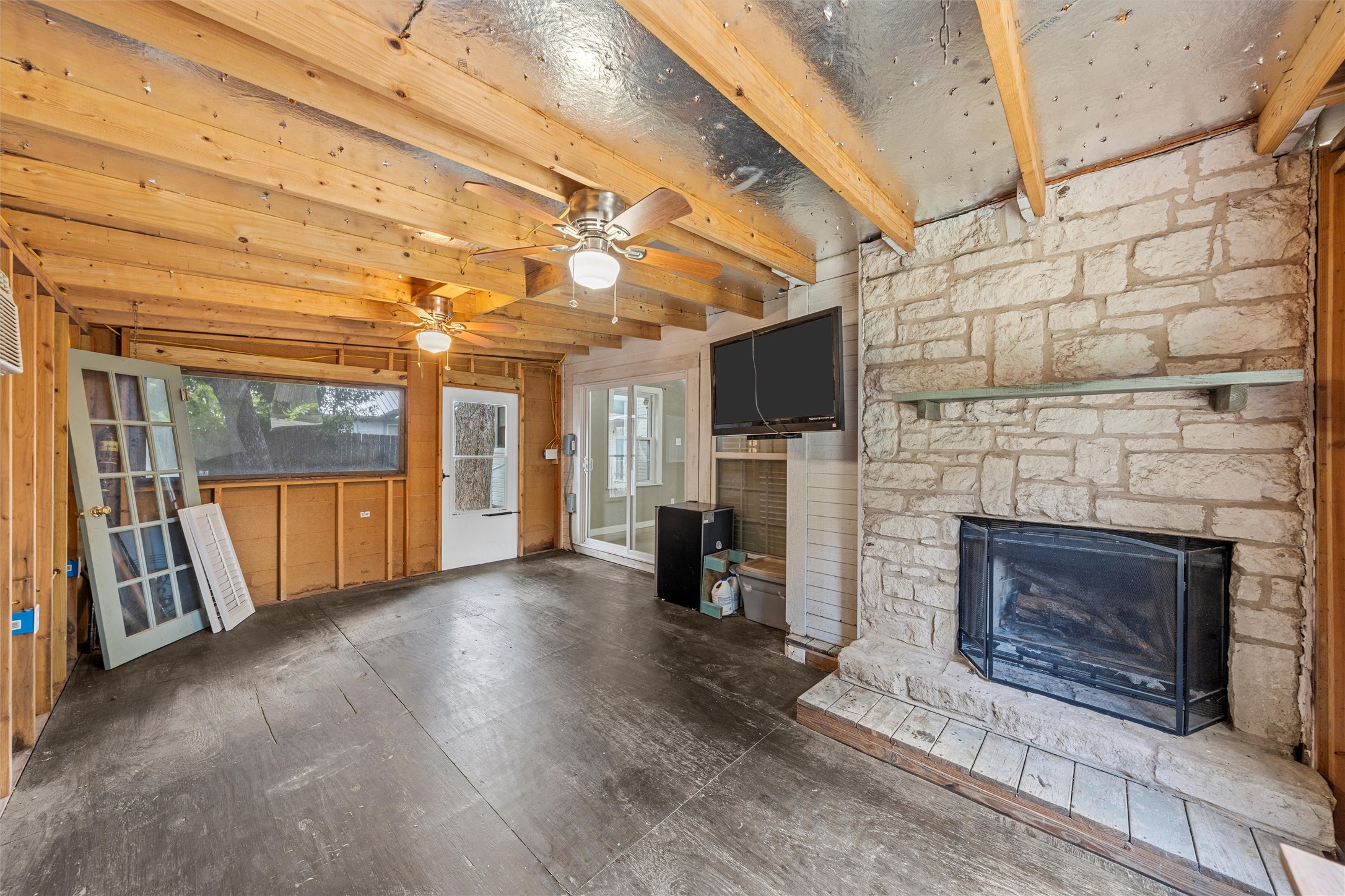 308 S Reagan Street West TX 76691