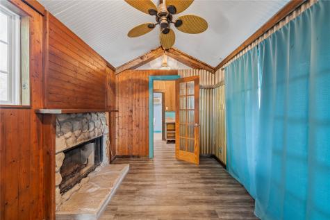 308 S Reagan Street West TX 76691