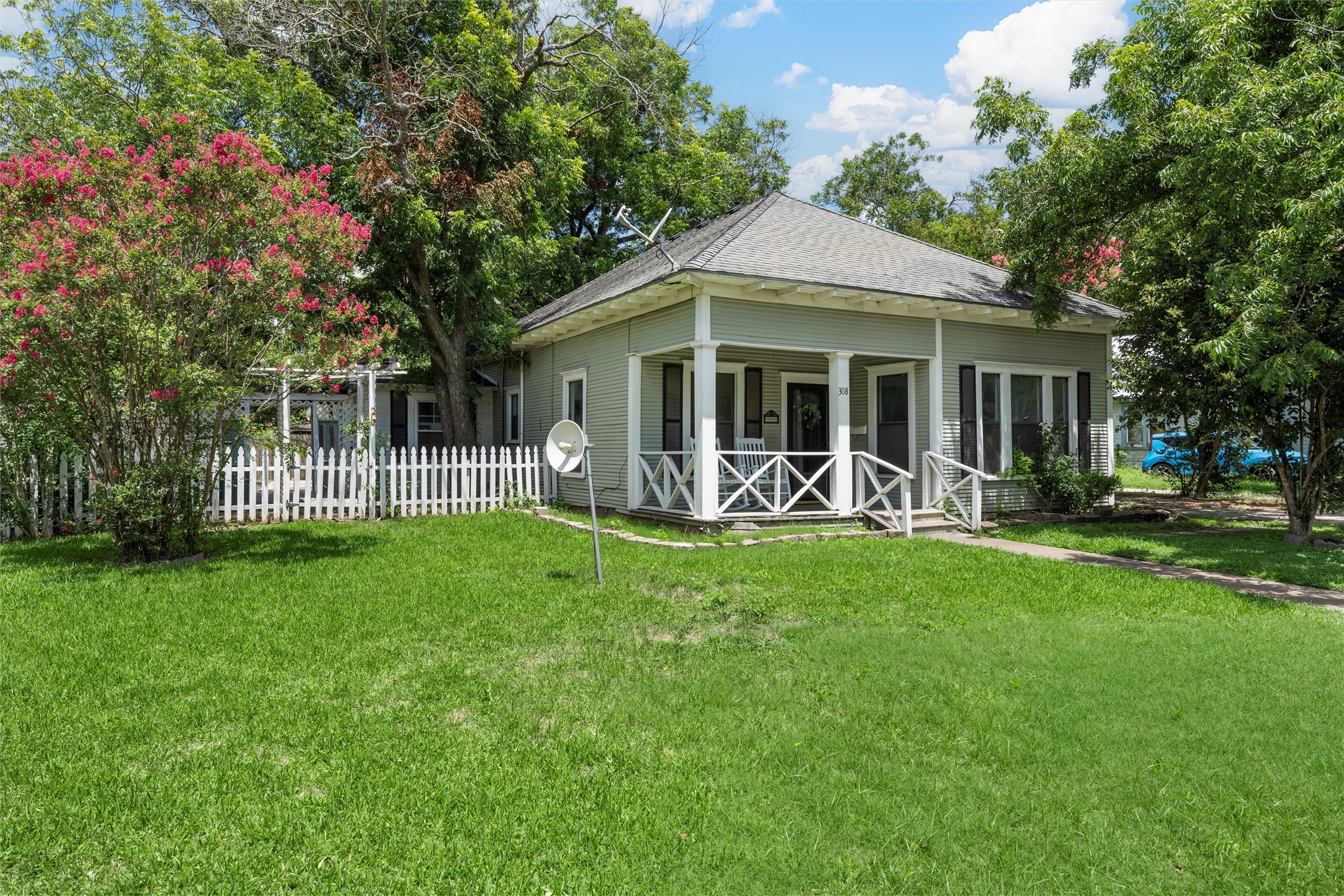 308 S Reagan Street West TX 76691