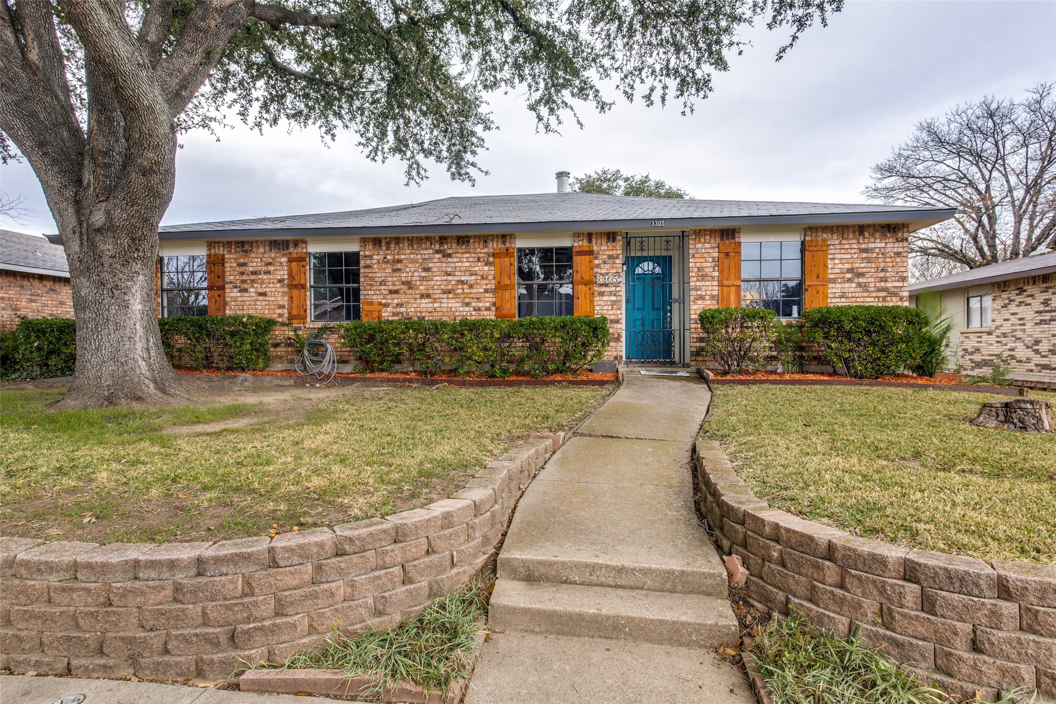 3305 Edgecliff Drive Garland TX 75043