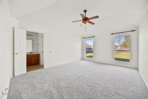 1021 Miles Avenue Burleson TX 76028