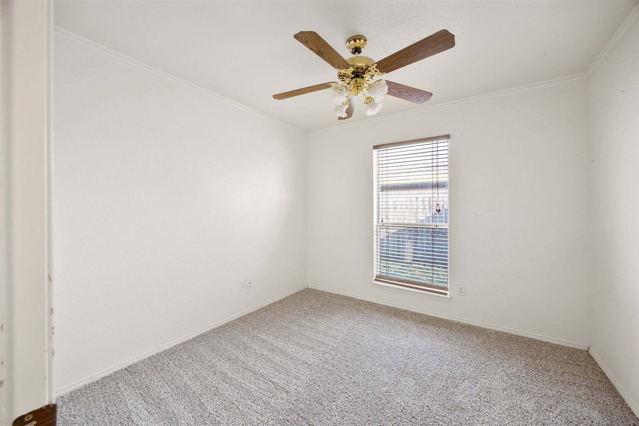 1021 Miles Avenue Burleson TX 76028
