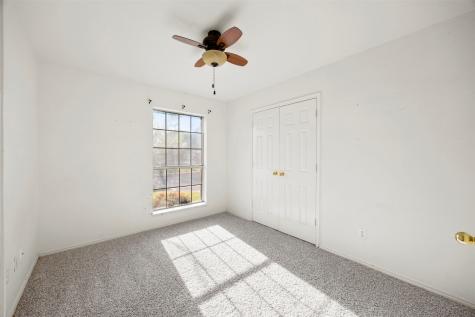 1021 Miles Avenue Burleson TX 76028