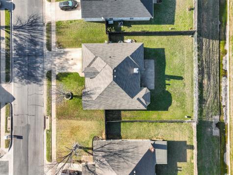 1021 Miles Avenue Burleson TX 76028