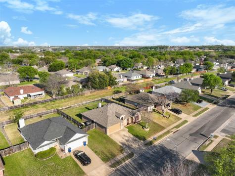 1021 Miles Avenue Burleson TX 76028