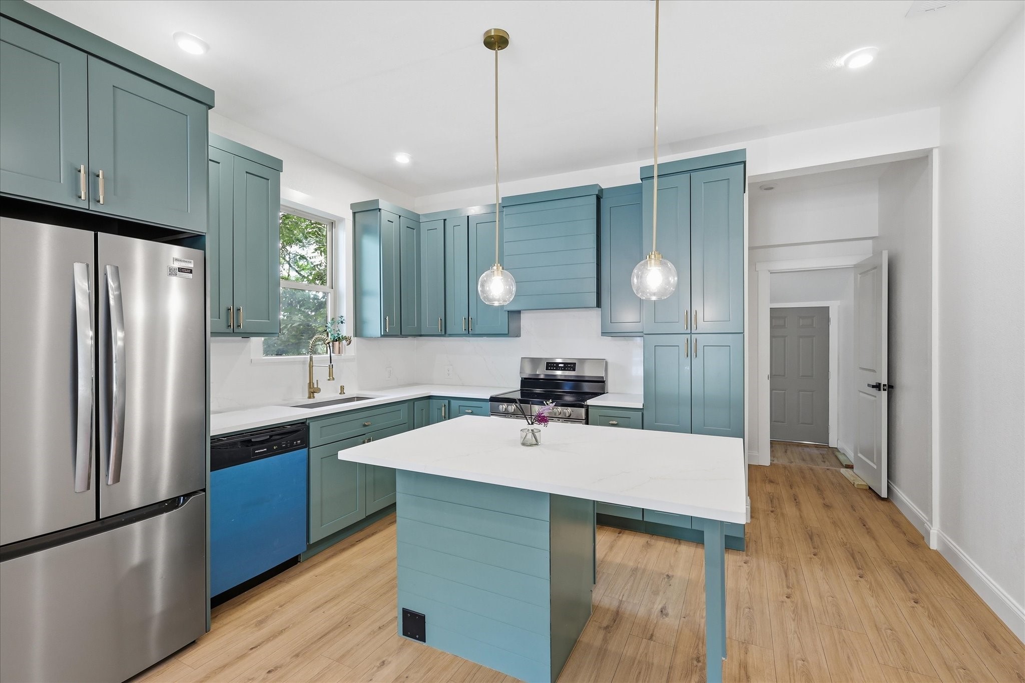1910 Ramsey Avenue Dallas TX 75216