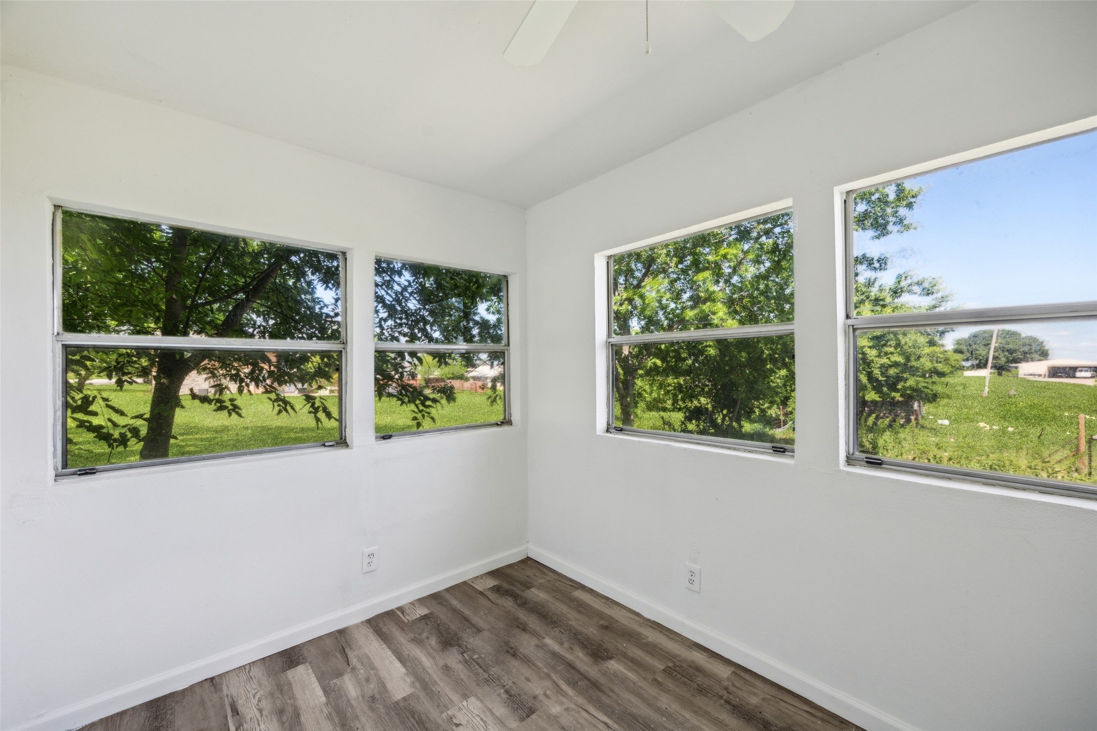 9242 Green Springs Circle Sanger TX 76266