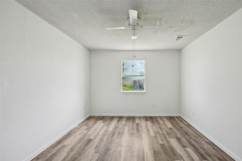9242 Green Springs Circle Sanger TX 76266