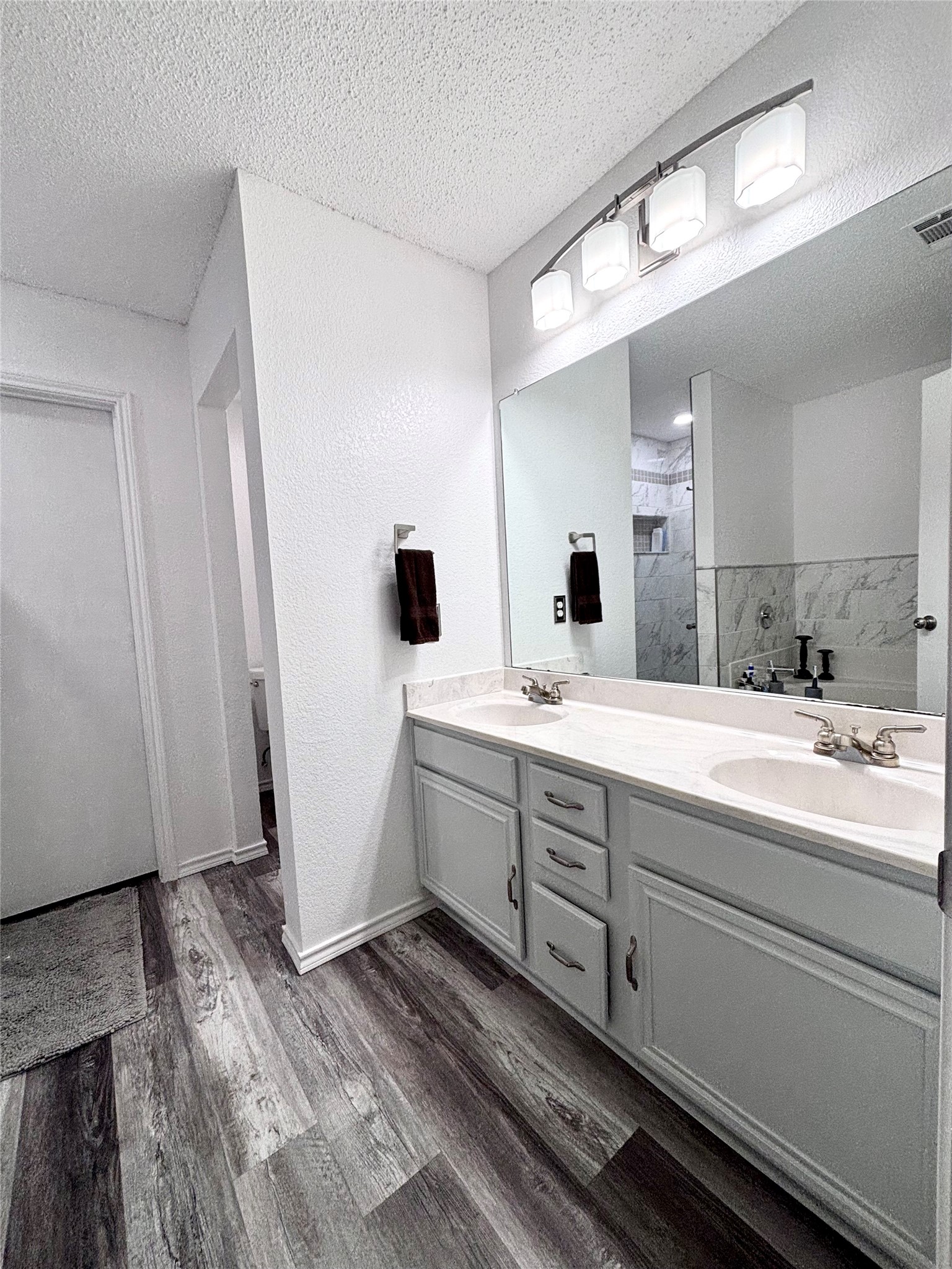 700 Hummingbird Trail Saginaw TX 76131