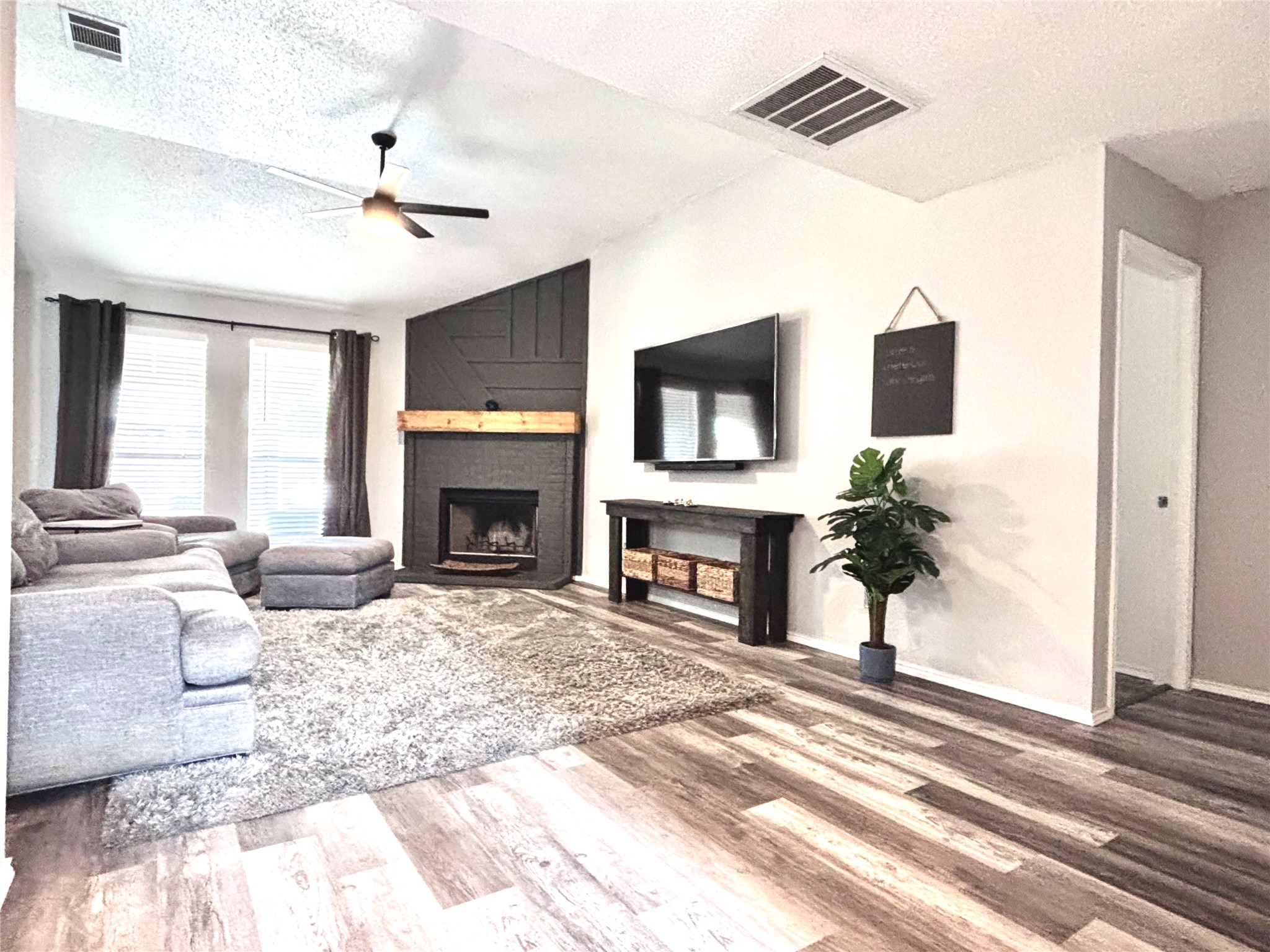 700 Hummingbird Trail Saginaw TX 76131