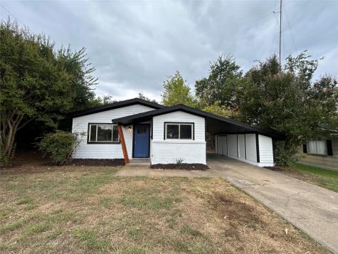 1020 Newby Avenue Bridgeport TX 76426