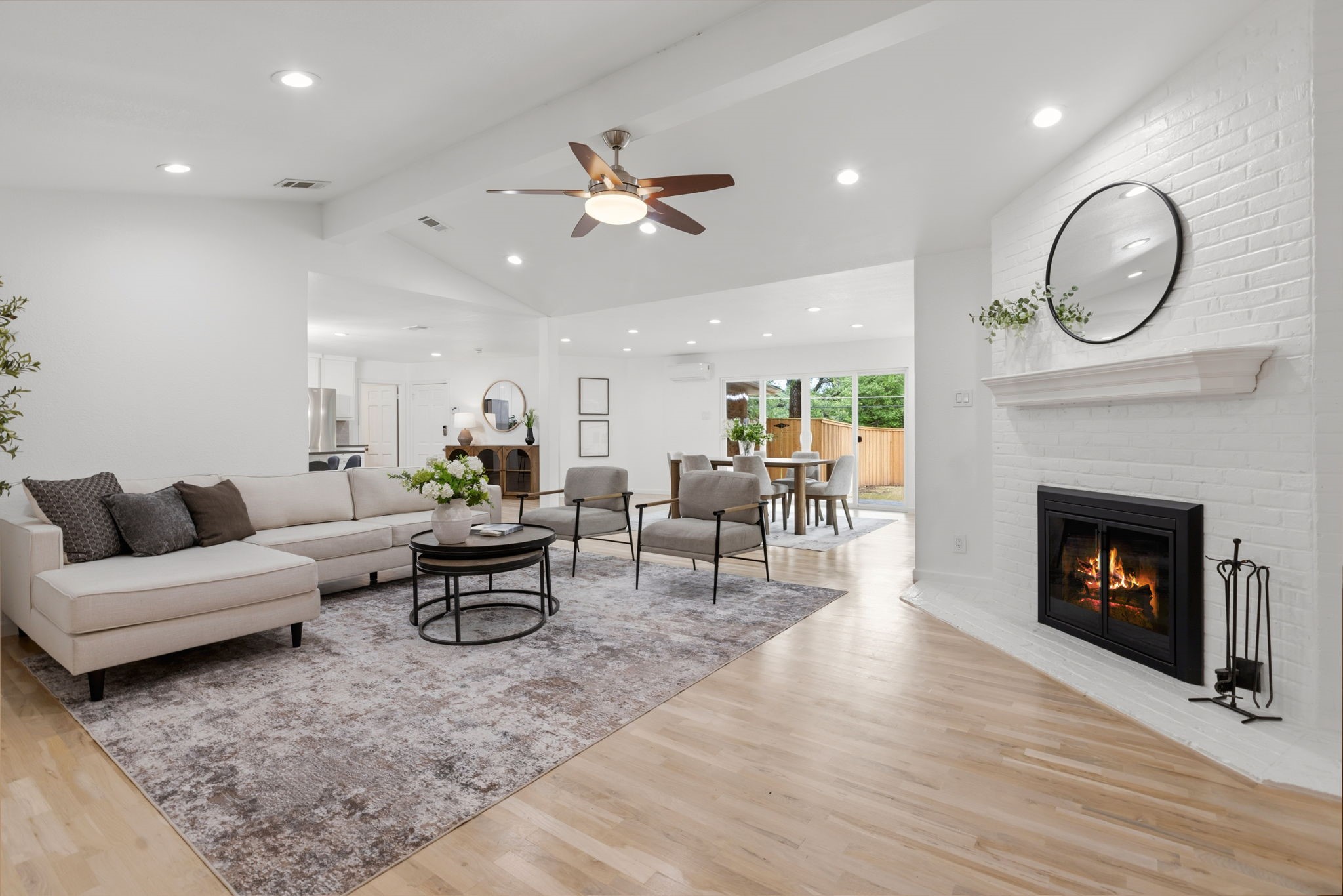 6554 Ridgeview Circle Dallas TX 75240