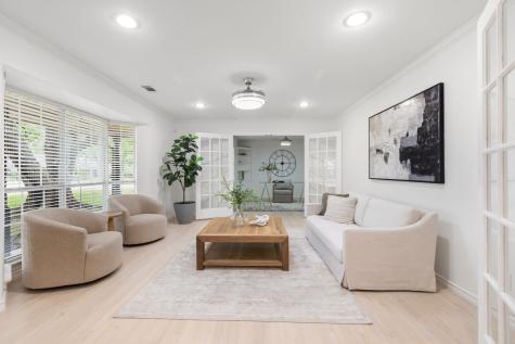 6554 Ridgeview Circle Dallas TX 75240