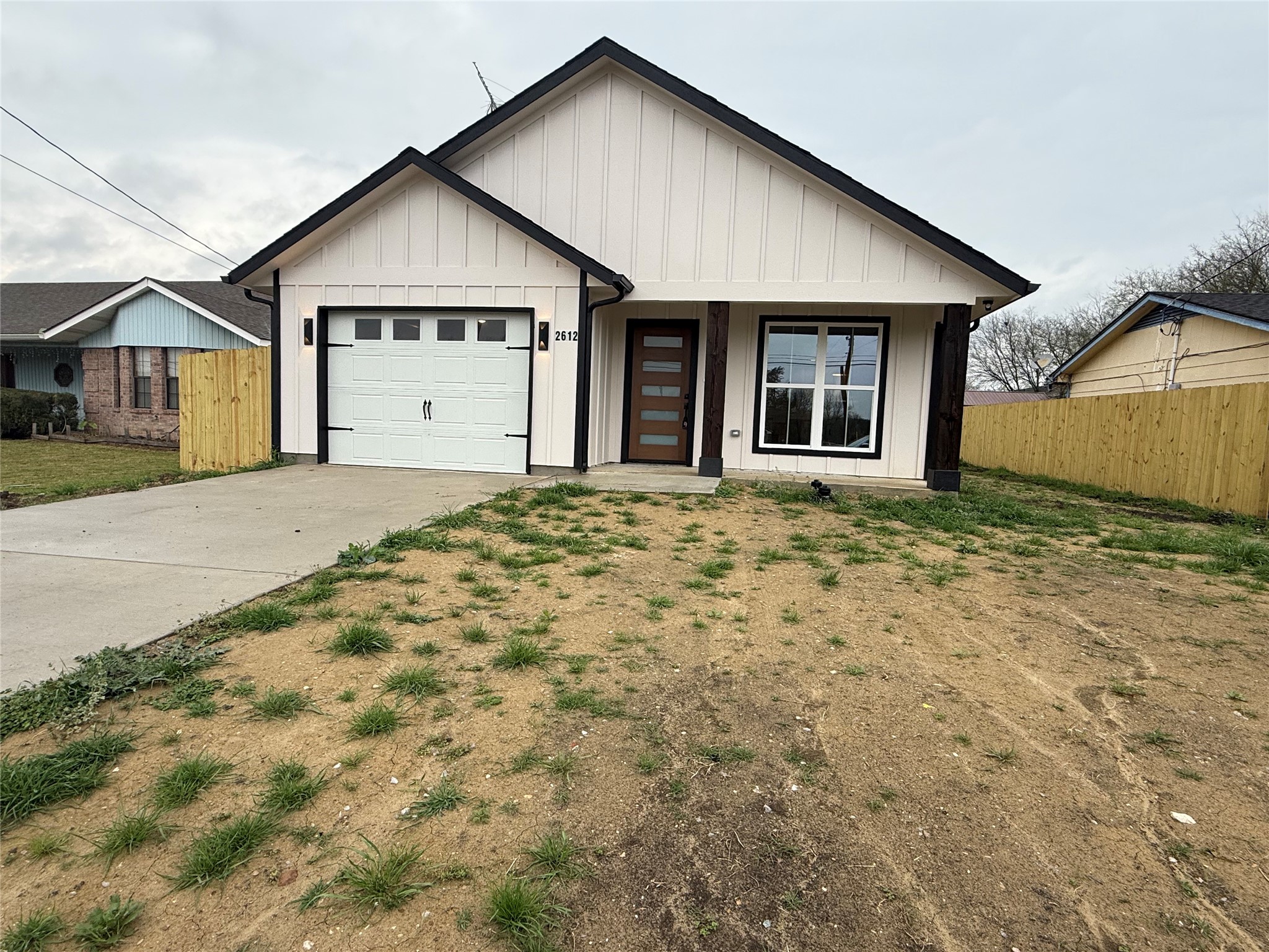 2612 W Park Row Corsicana TX 75110