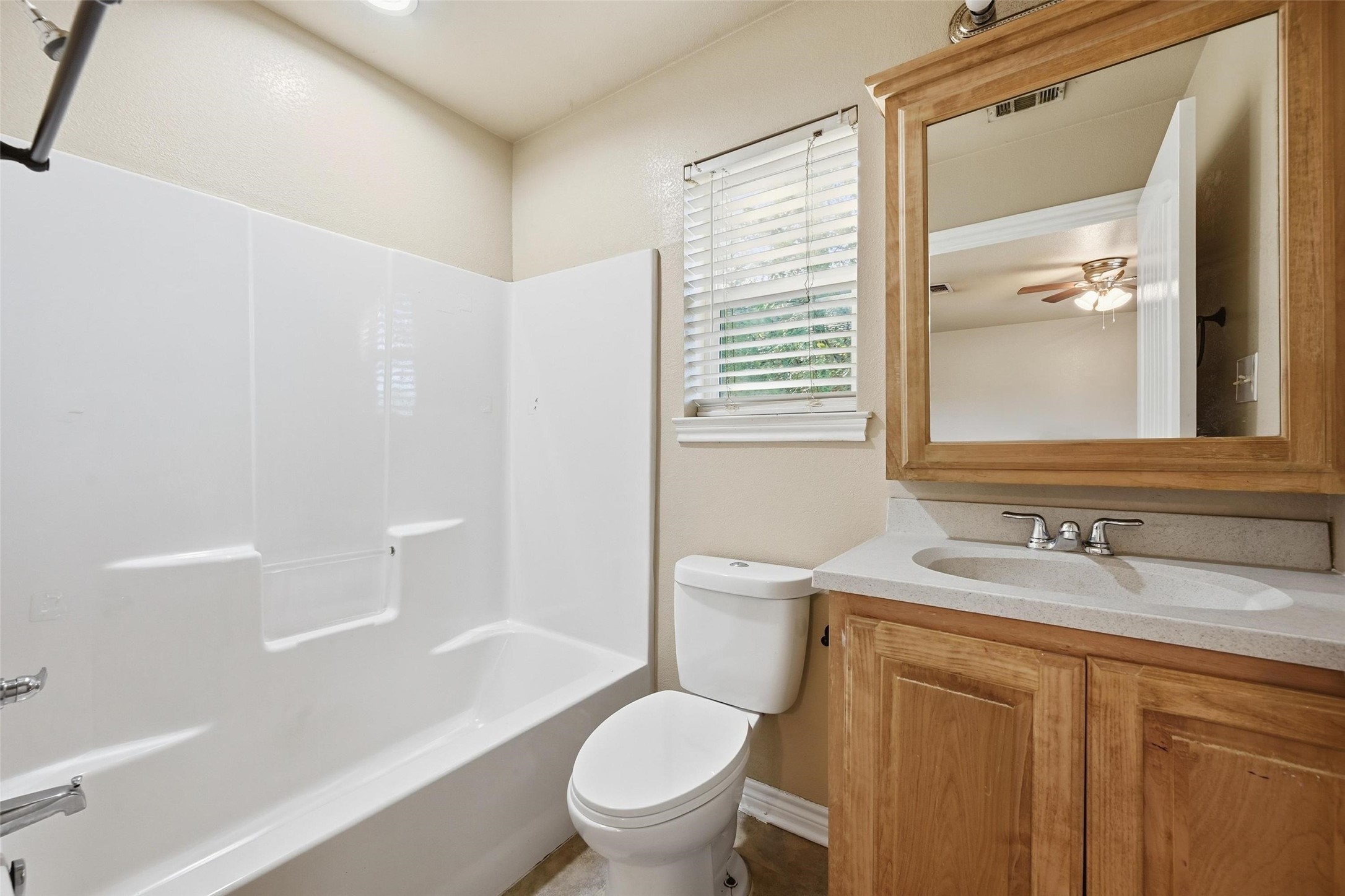 728 W Walker Street Denison TX 75020