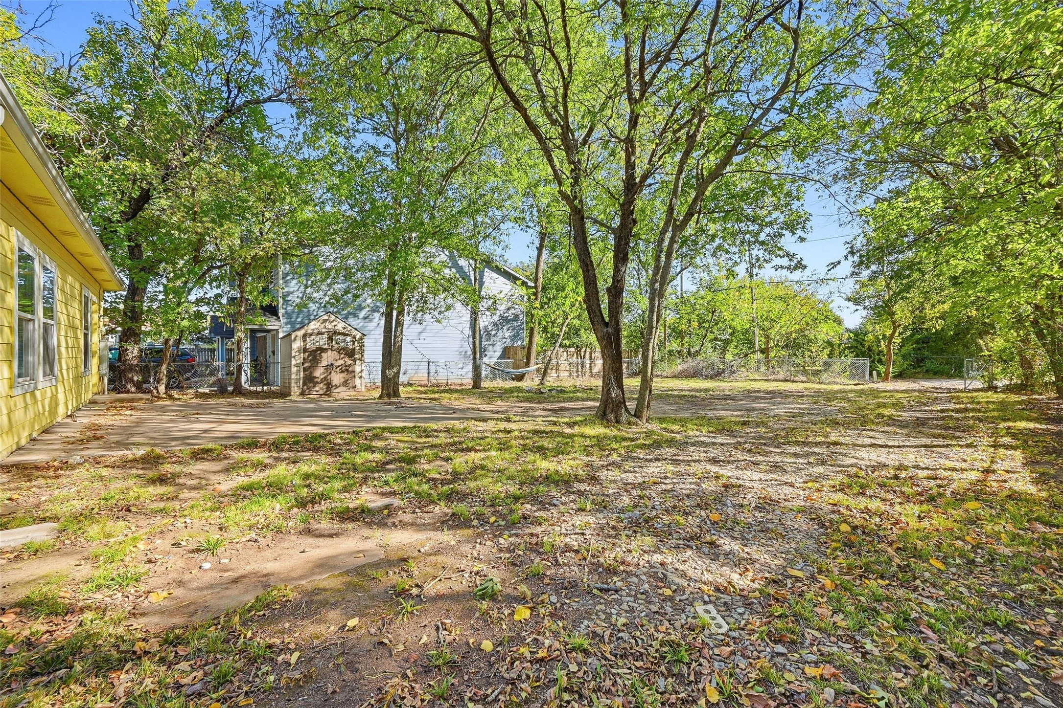 728 W Walker Street Denison TX 75020