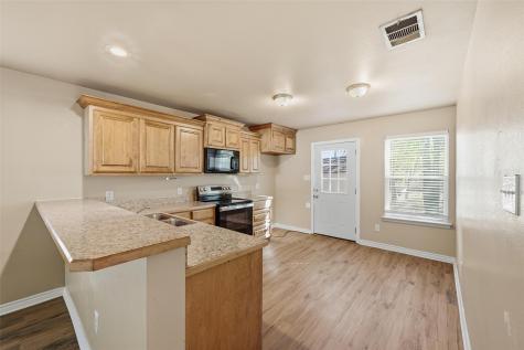 728 W Walker Street Denison TX 75020