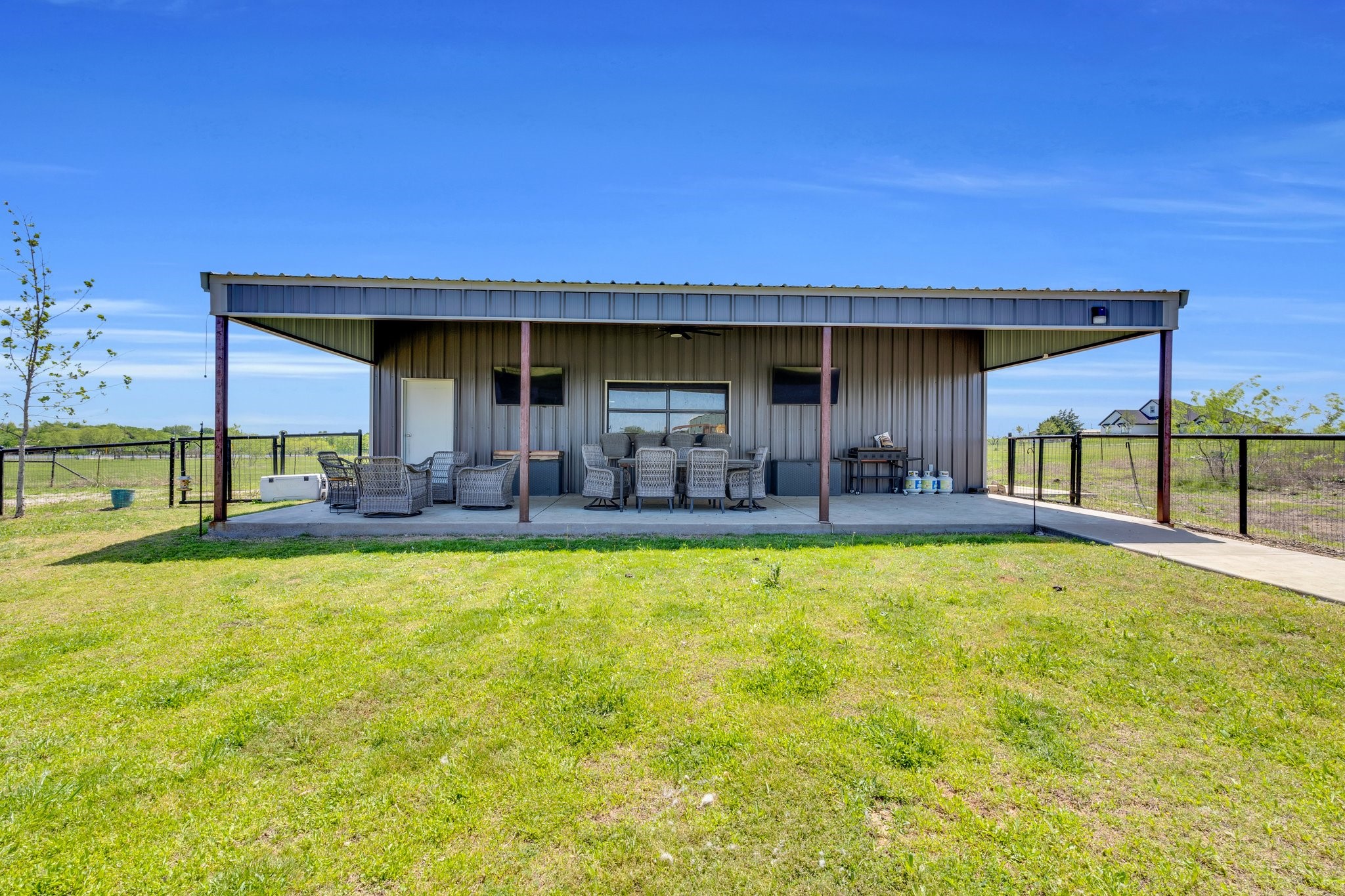 12231 Fm 157 Maypearl TX 76064