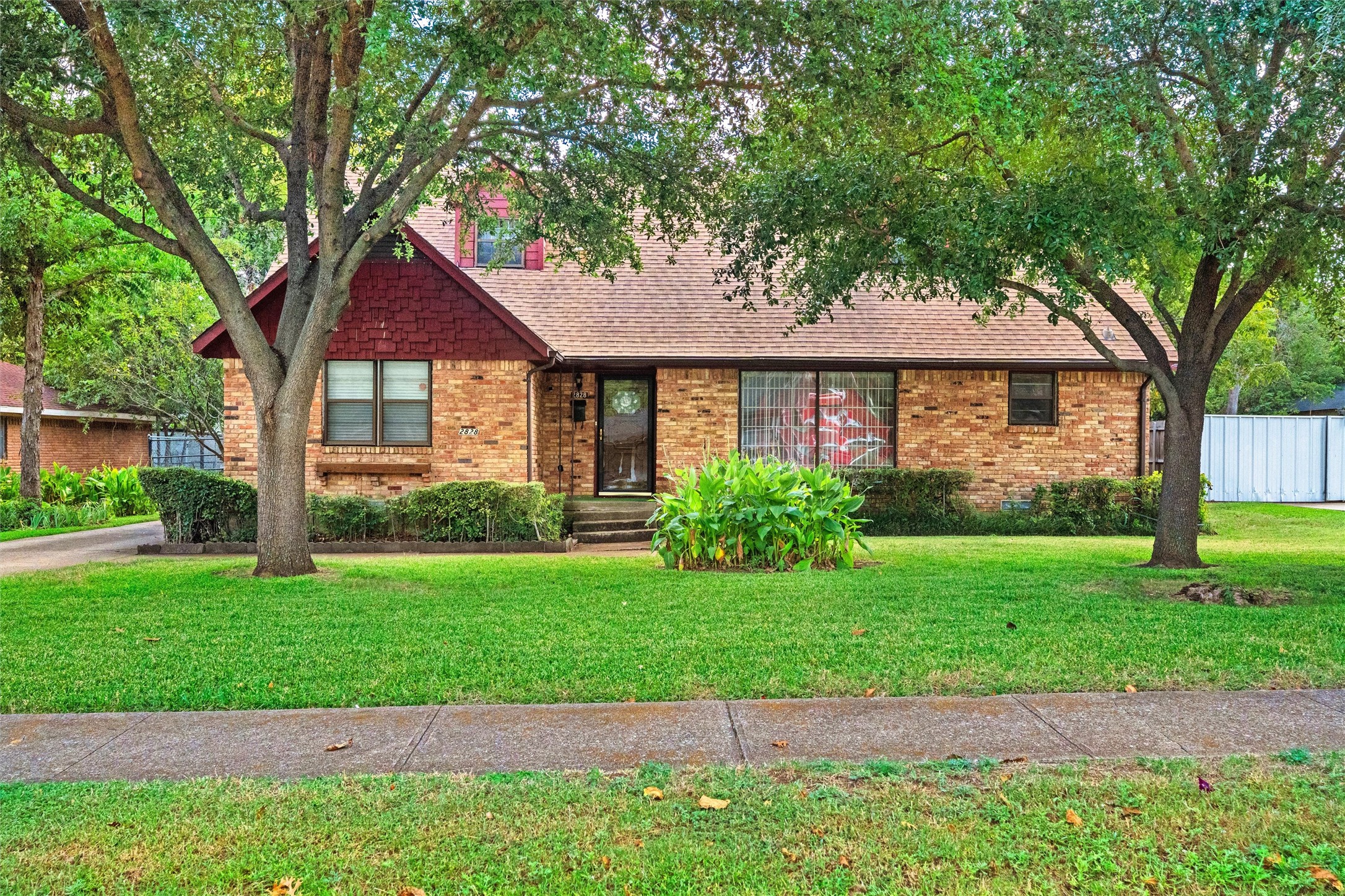 2828 Larkspur Lane Dallas TX 75233