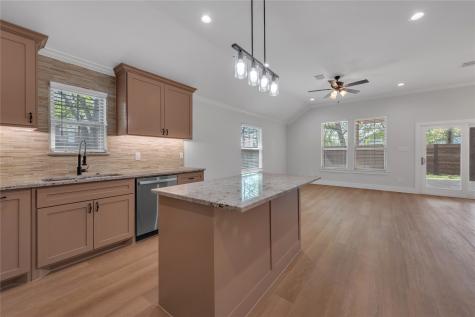 326 S Main Street Cedar Hill TX 75104