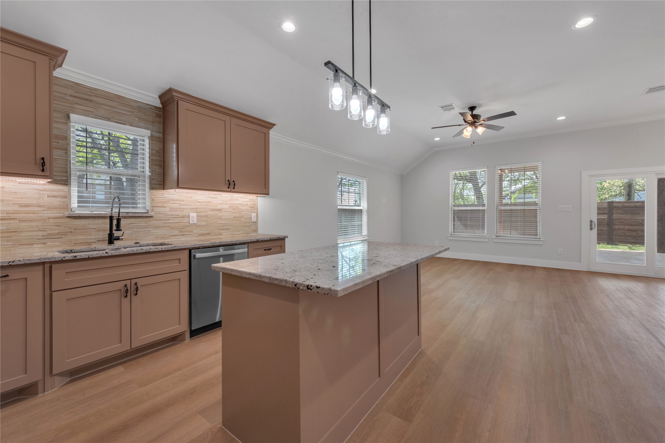 326 S Main Street Cedar Hill TX 75104
