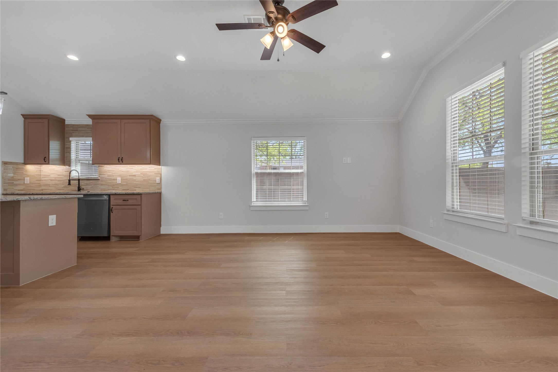 326 S Main Street Cedar Hill TX 75104