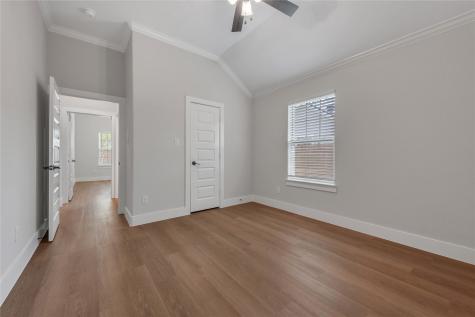 326 S Main Street Cedar Hill TX 75104