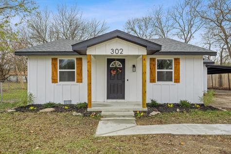 302 Suzanne Street Palmer TX 75152