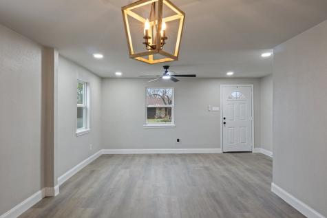 302 Suzanne Street Palmer TX 75152