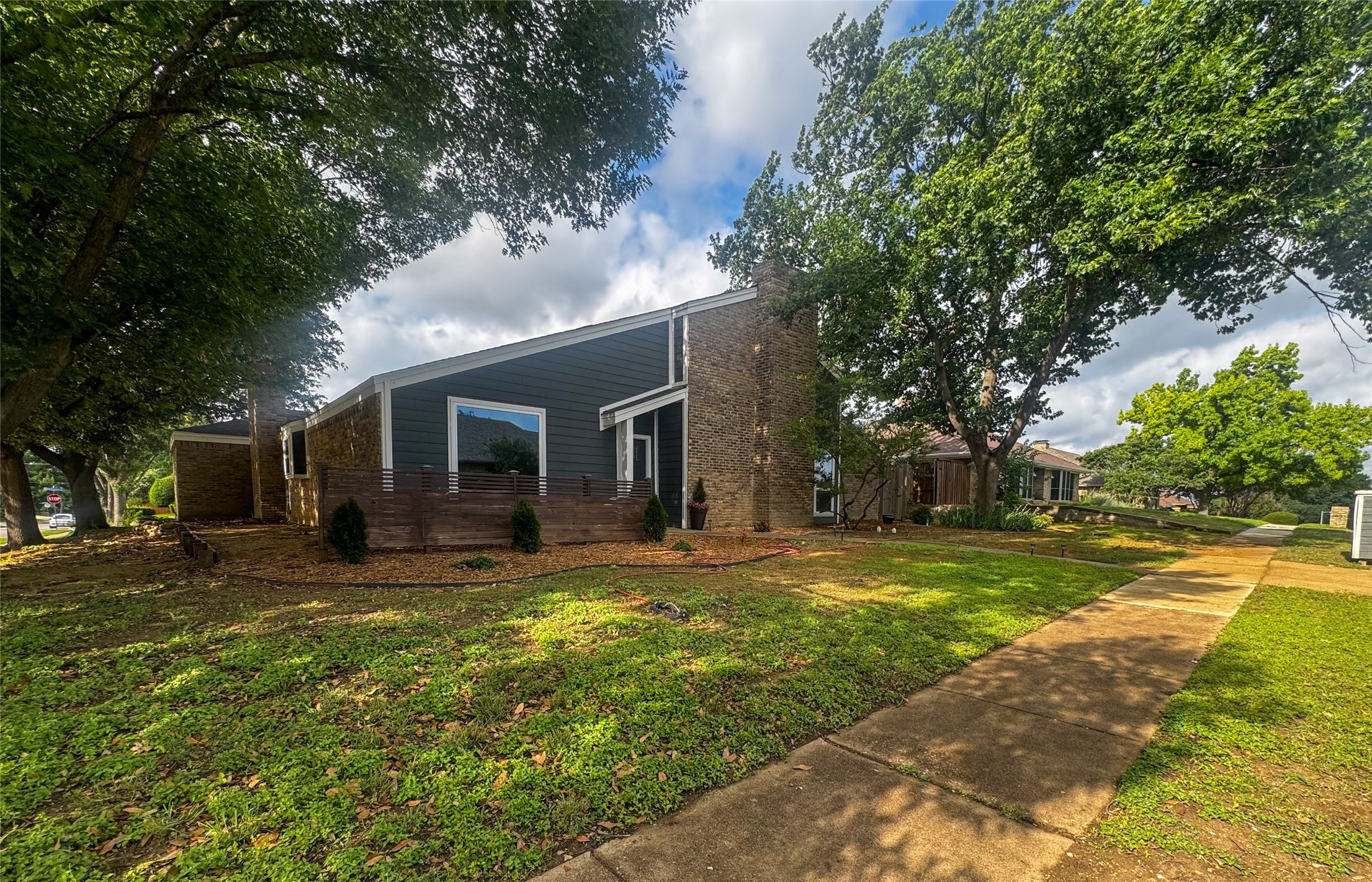 1129 Yorkshire Drive Carrollton TX 75007