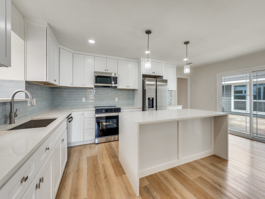 1129 Yorkshire Drive Carrollton TX 75007