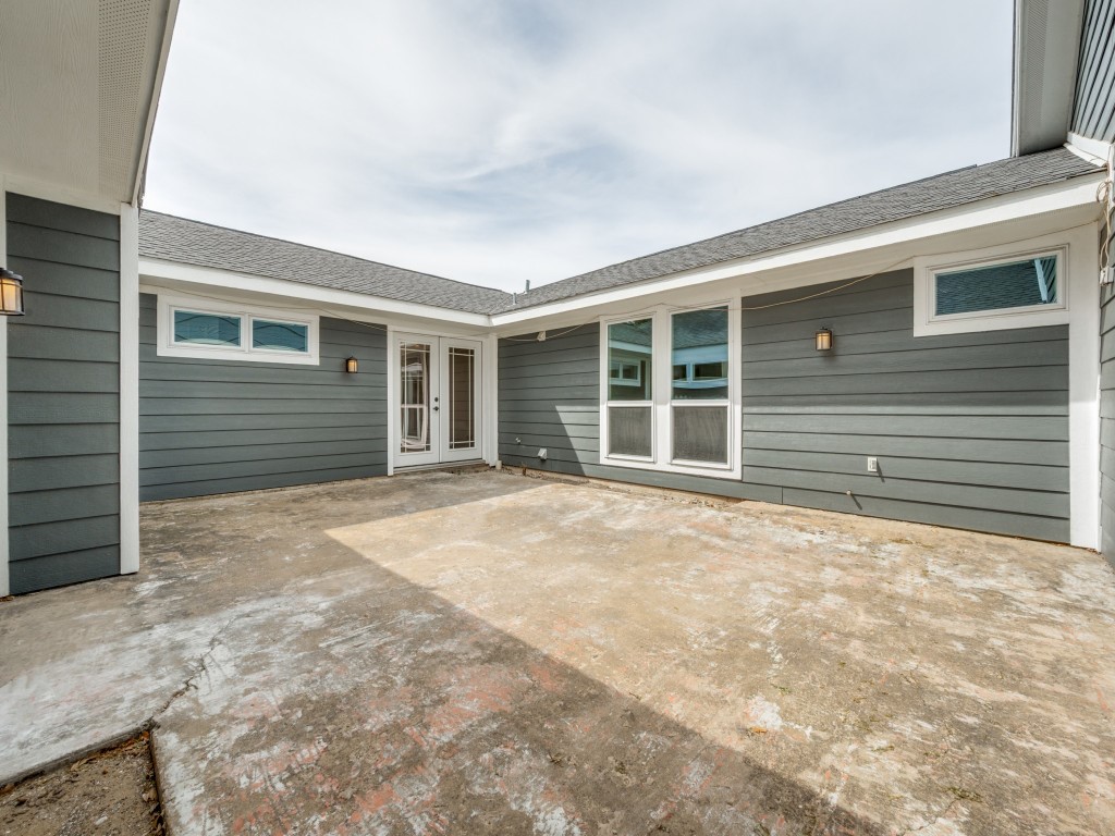 1129 Yorkshire Drive Carrollton TX 75007