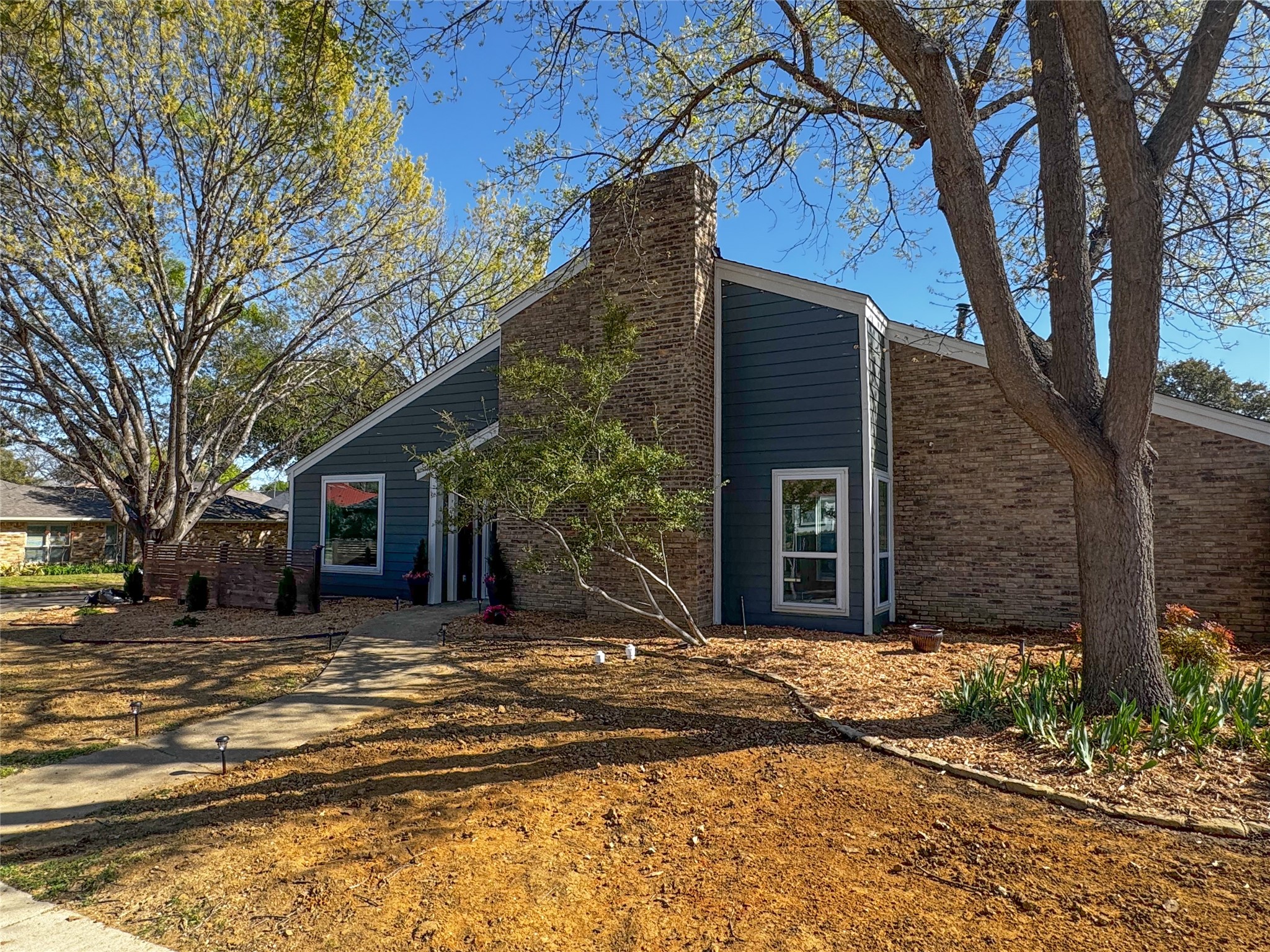 1129 Yorkshire Drive Carrollton TX 75007