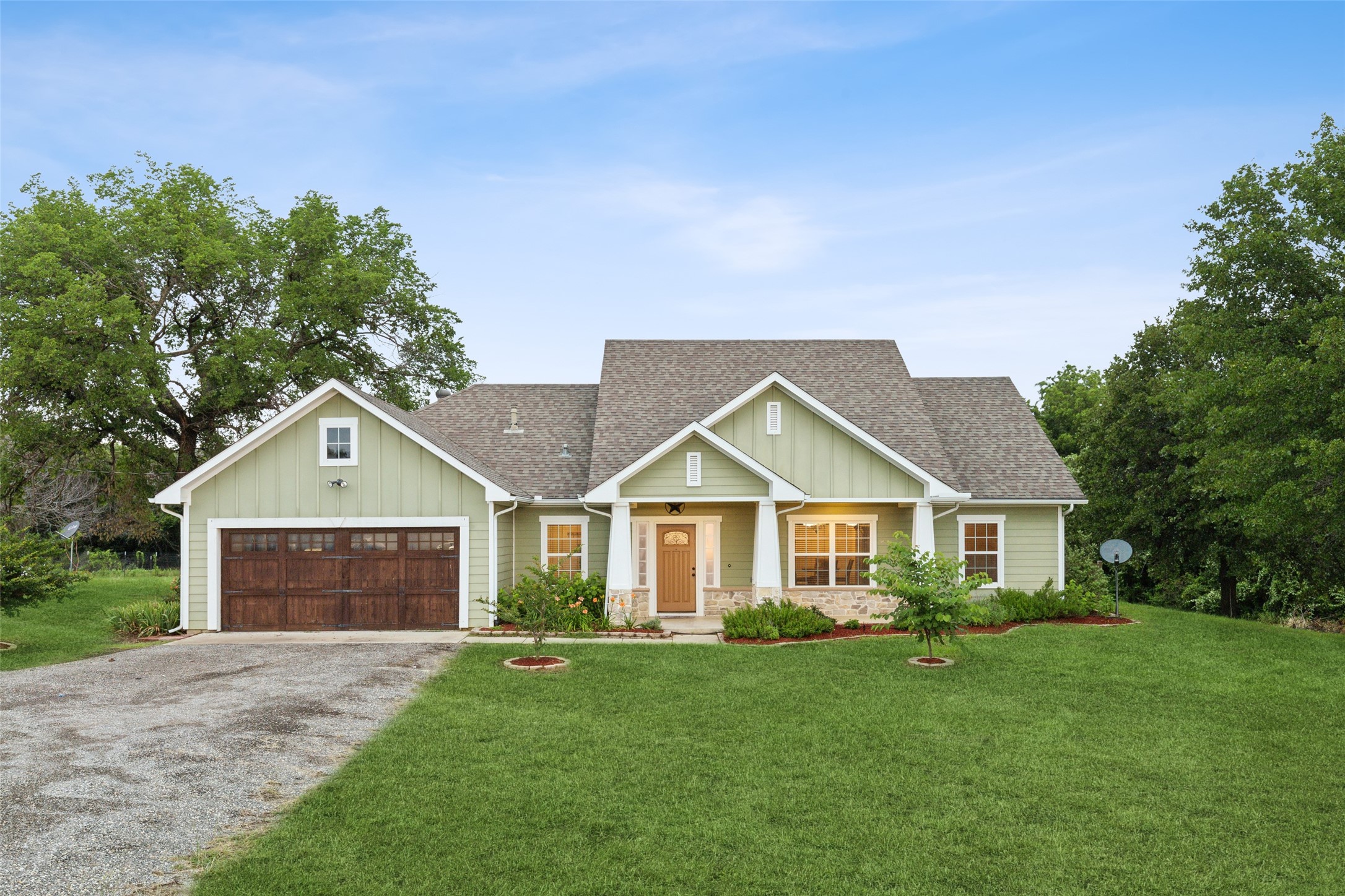 4821 Knob Hill Road Azle TX 76020