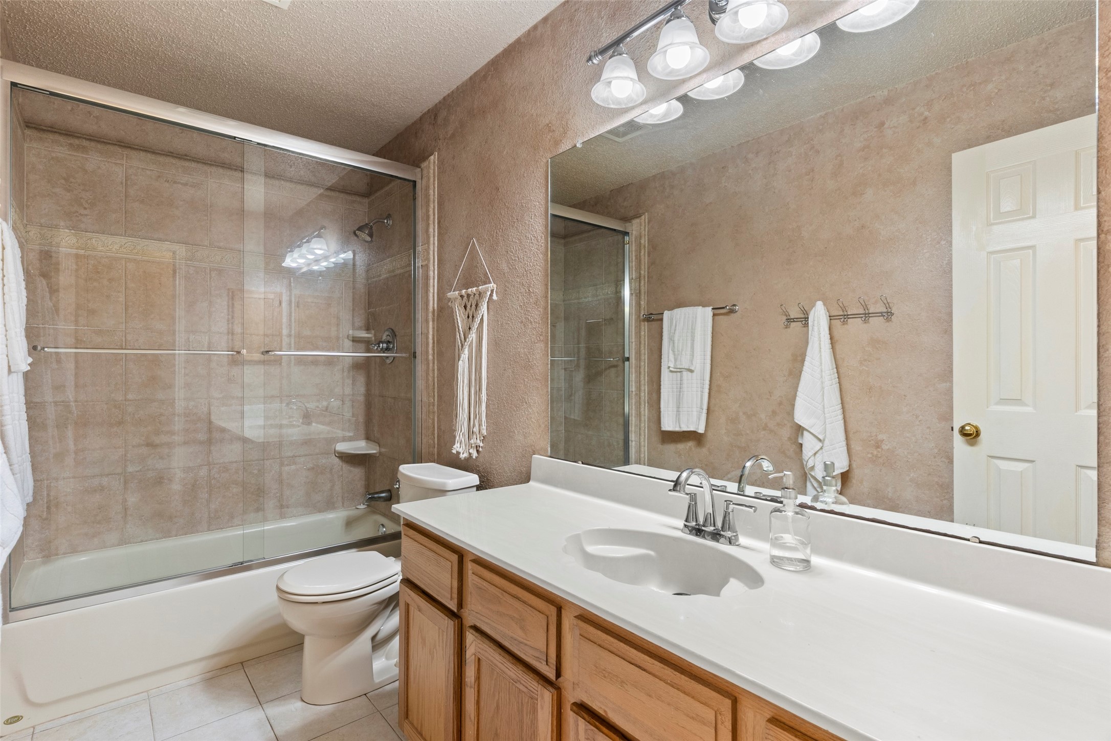 801 Switzer Lane Cedar Hill TX 75104
