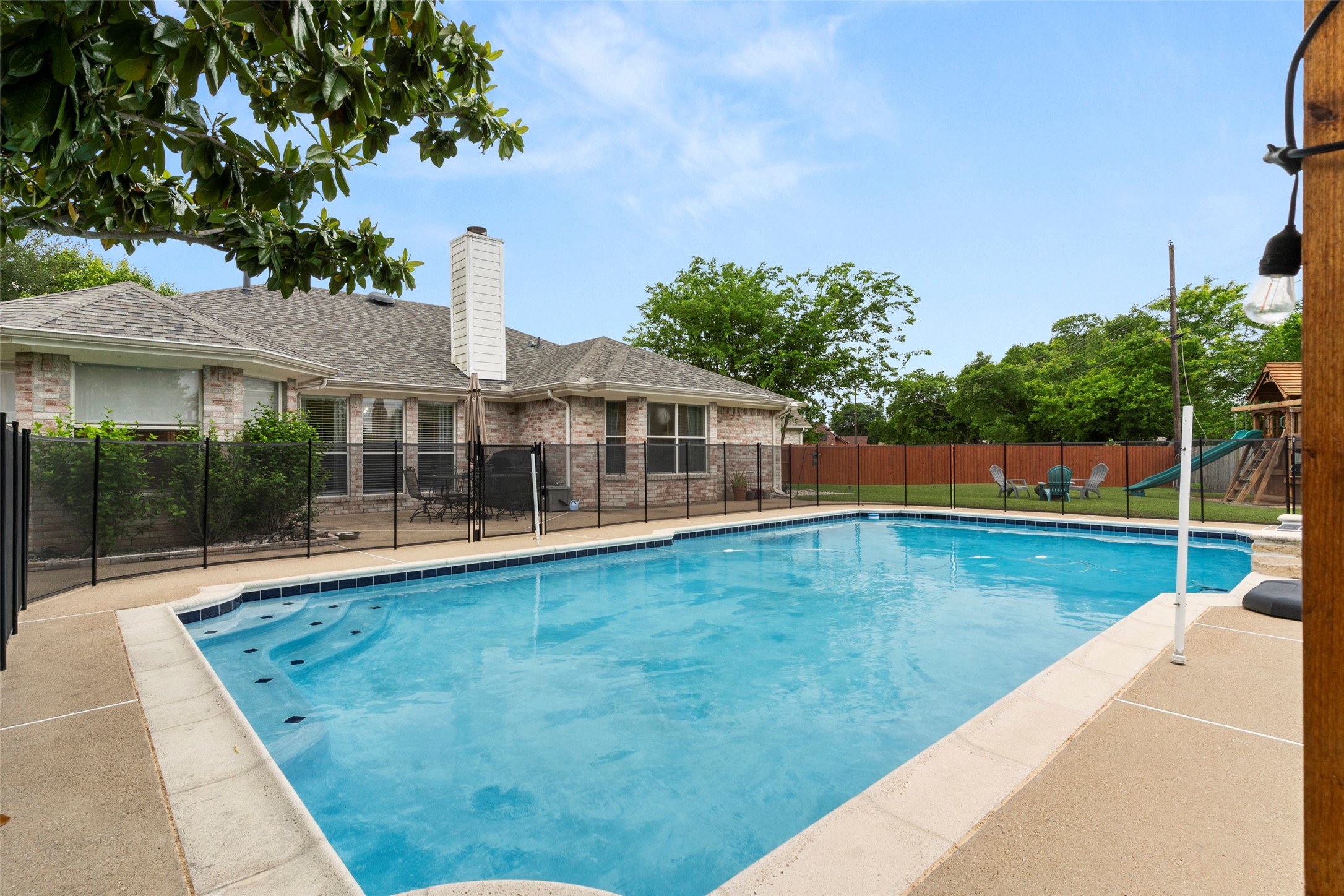801 Switzer Lane Cedar Hill TX 75104