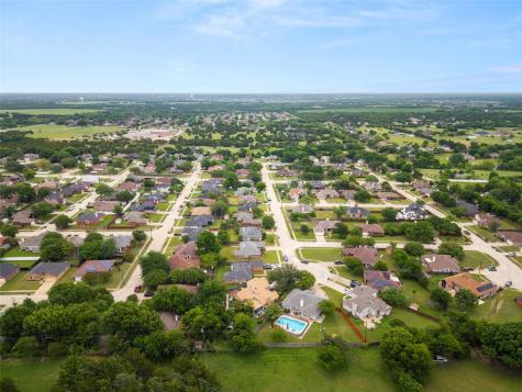 801 Switzer Lane Cedar Hill TX 75104