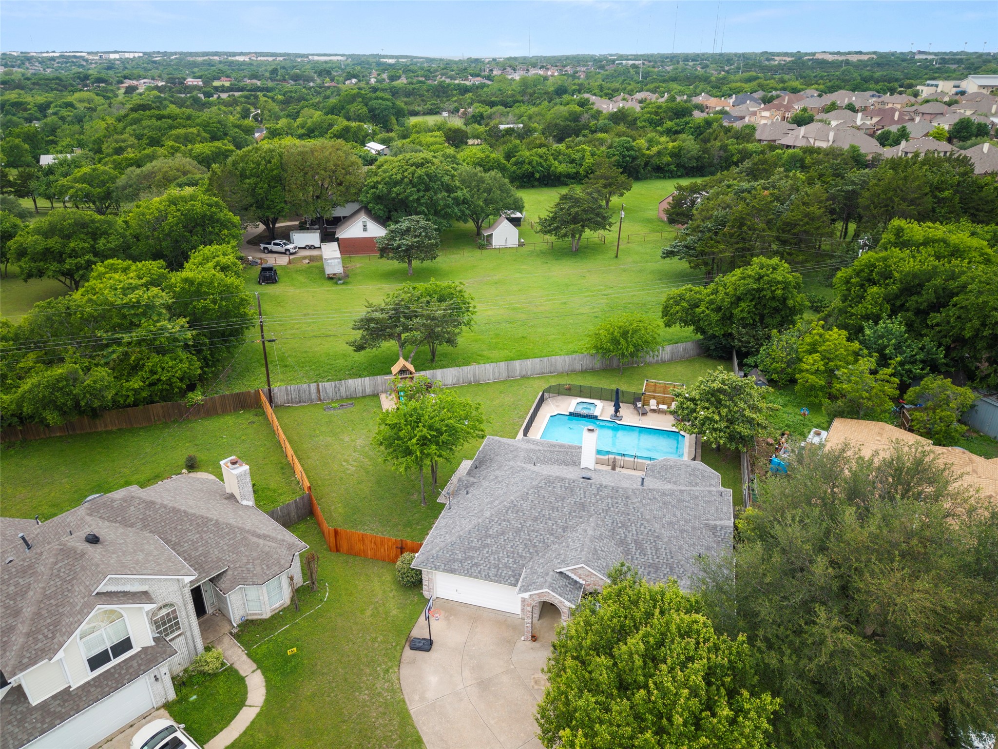 801 Switzer Lane Cedar Hill TX 75104