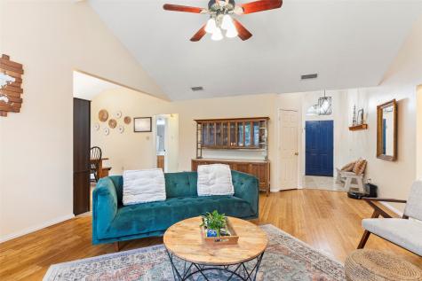 801 Switzer Lane Cedar Hill TX 75104