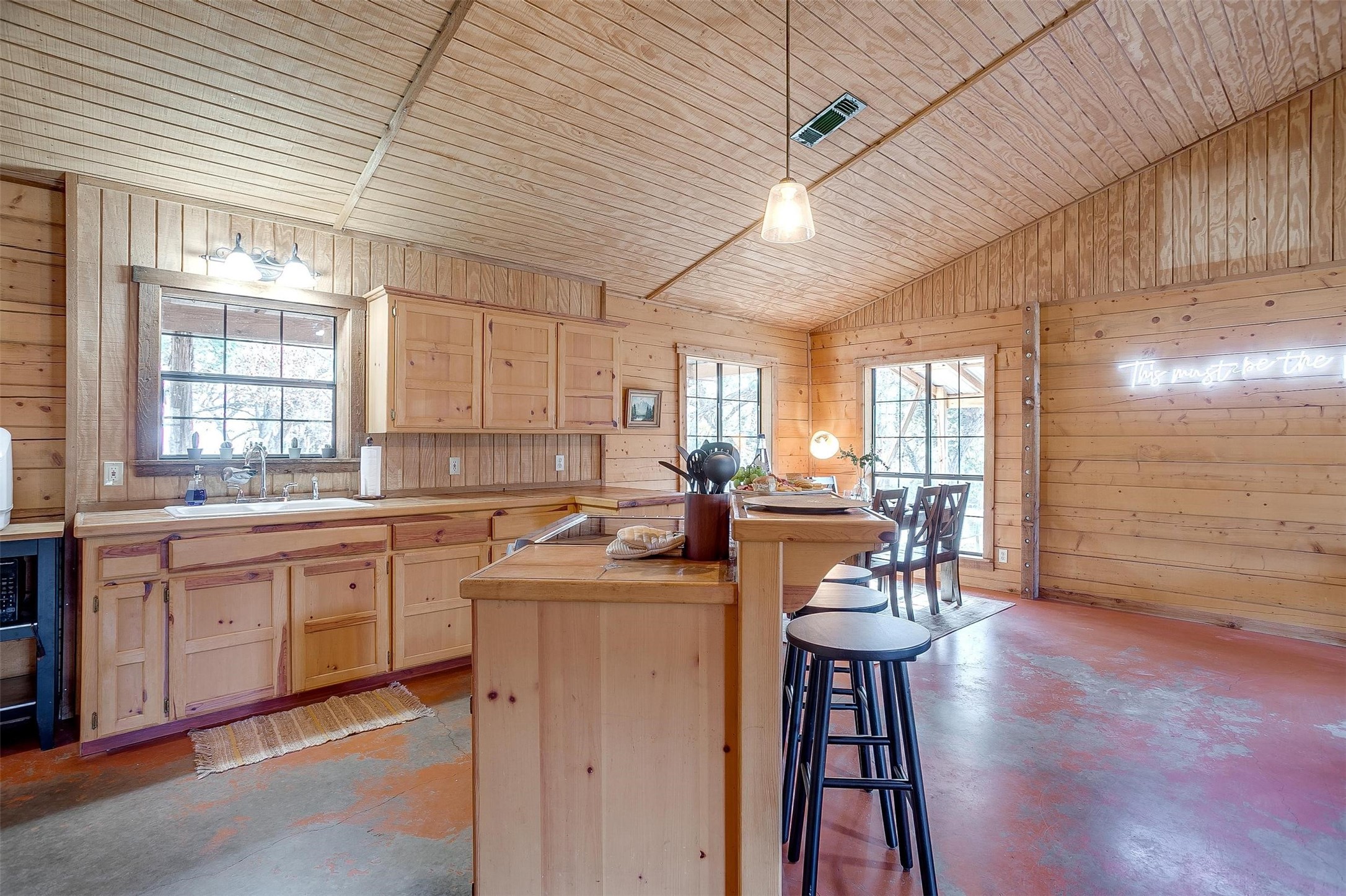 1348 County Road 2013 Glen Rose TX 76690